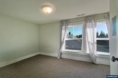 1885 4th St NE, Salem, OR 97301 - Photo 19