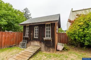 495 20th St SE, Salem, OR 97301 - Photo 33