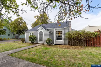495 20th St SE, Salem, OR 97301 - Photo 1