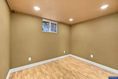 1168 15th St NE, Salem, OR 97301 - Photo 33