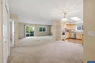 9721 SW Tualatin Rd, Tualatin, OR 97062 - Photo 7