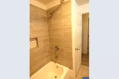 4016 45th Av NE, Salem, OR 97305 - Photo 9