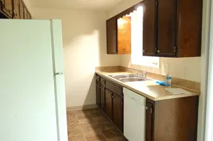 4016 45th Ave NE, Salem, OR 97305 - Photo 7