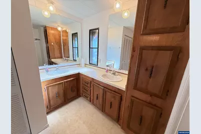 4318 Essex St SE, Salem, OR 97317 - Photo 35