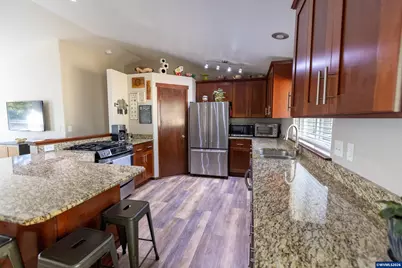 309 Tasman Pl, Philomath, OR 97370 - Photo 11