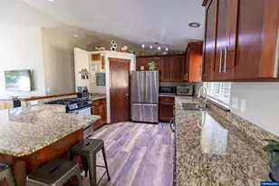 309 Tasman Pl, Philomath, OR 97370 - Photo 11