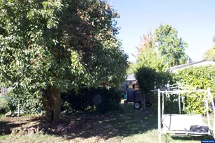 1201 Dearborn Ave NE, Keizer, OR 97303 - Photo 11