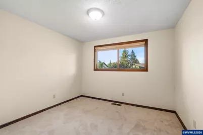 319 Marr Ct N, Monmouth, OR 97361 - Photo 17