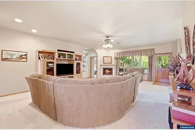 185 SE Dove Dr, Sublimity, OR 97385 - Photo 9