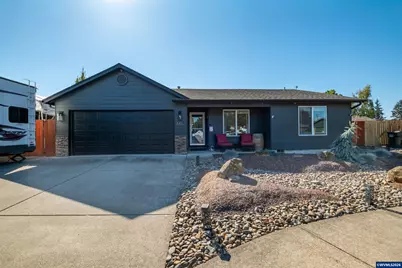 542 Ashley Ct, Jefferson, OR 97352 - Photo 1