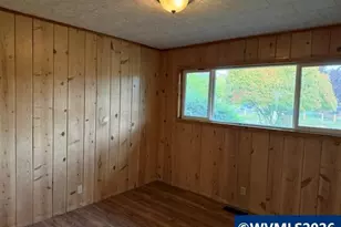 136 NE Ash St, Sheridan, OR 97378 - Photo 11