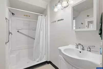 82600 Green Valley St, Creswell, OR 97426 - Photo 11