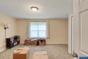 920 Sunmist Ct SE, Salem, OR 97306 - Photo 33