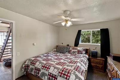45979 Whiskey Butte Dr, Sweet Home, OR 97386 - Photo 21