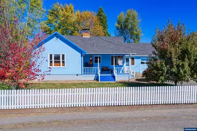 45979 Whiskey Butte Dr, Sweet Home, OR 97386 - Photo 1