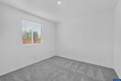 1056 Cardinal St, Woodburn, OR 97071 - Photo 9