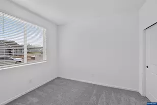 1056 Cardinal St, Woodburn, OR 97071 - Photo 15