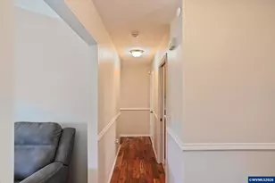 1220 Tamara Ave S, Salem, OR 97306 - Photo 9