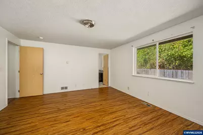 408 W Bishiop Wy, Brownsville, OR 97327 - Photo 23