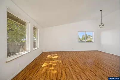 408 W Bishiop Wy, Brownsville, OR 97327 - Photo 3