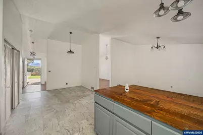 408 W Bishiop Wy, Brownsville, OR 97327 - Photo 13