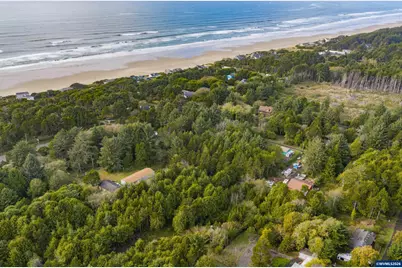 Ne Washington St, Yachats, OR 97498 - Photo 1