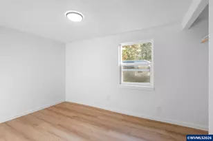 40121 Lacomb Dr, Lebanon, OR 97355 - Photo 21