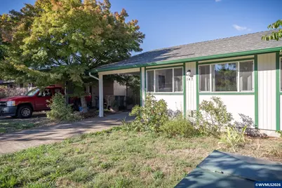 147 SW Wake Robin Av, Corvallis, OR 97333 - Photo 3
