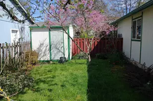 147 SW Wake Robin Ave, Corvallis, OR 97333 - Photo 17