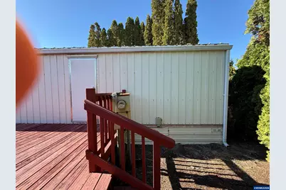 4447 Essex St SE, Salem, OR 97317 - Photo 23