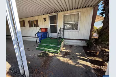 4447 Essex St SE, Salem, OR 97317 - Photo 5