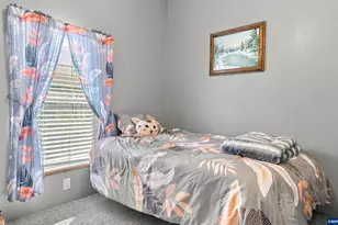 1145 SW Cypress St, McMinnville, OR 97128 - Photo 11