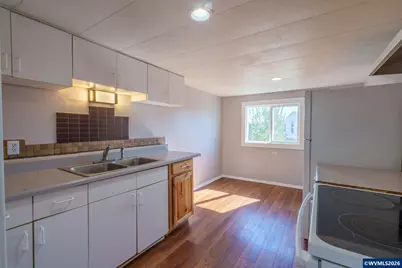 2400 SE Stratus Av, McMinnville, OR 97128 - Photo 7