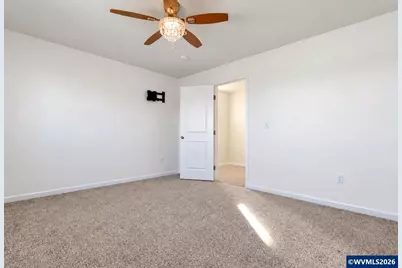 1948 NW 21st St, McMinnville, OR 97128 - Photo 13