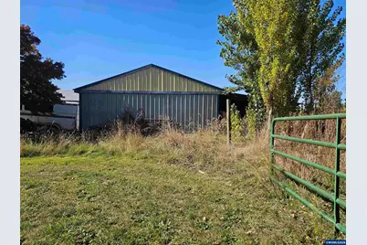 32697 S Meridian Rd, Woodburn, OR 97071 - Photo 35