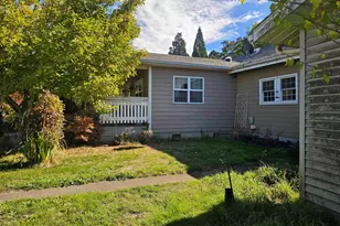 32697 S Meridian Rd, Woodburn, OR 97071 - Photo 3