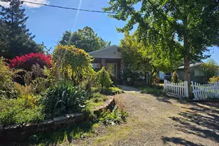 32697 S Meridian Rd, Woodburn, OR 97071 - Photo 1
