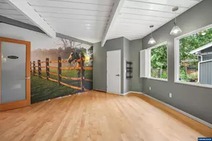 2525 Birdhill Dr S, Salem, OR 97302 - Photo 15