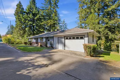 245 SW Linn Pl, Mill City, OR 97360 - Photo 5