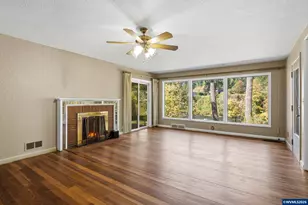 245 SW Linn Pl, Mill City, OR 97360 - Photo 7