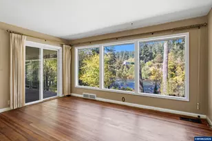 245 SW Linn Pl, Mill City, OR 97360 - Photo 9