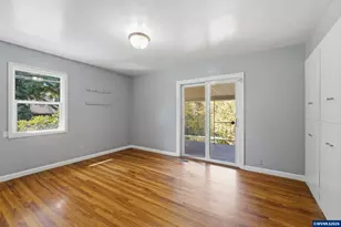 245 SW Linn Pl, Mill City, OR 97360 - Photo 17