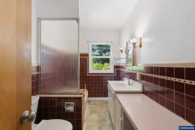 245 SW Linn Pl, Mill City, OR 97360 - Photo 25