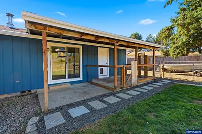 690 NE 5th St, Willamina, OR 97396 - Photo 29