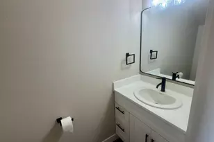 198-200 E Gwinn St, Monmouth, OR 97361 - Photo 21