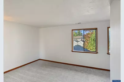172 NE Powderhorn Dr, Corvallis, OR 97330 - Photo 23