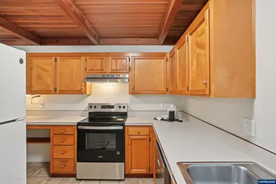 172 NE Powderhorn Dr, Corvallis, OR 97330 - Photo 5