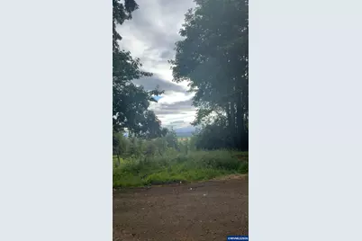 6596 River Rd S, Salem, OR 97306 - Photo 35