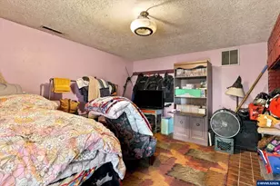 6596 River Rd S, Salem, OR 97306 - Photo 23