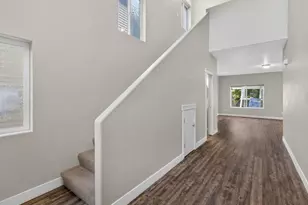860 Wild Rose Ct, Independence, OR 97351 - Photo 5